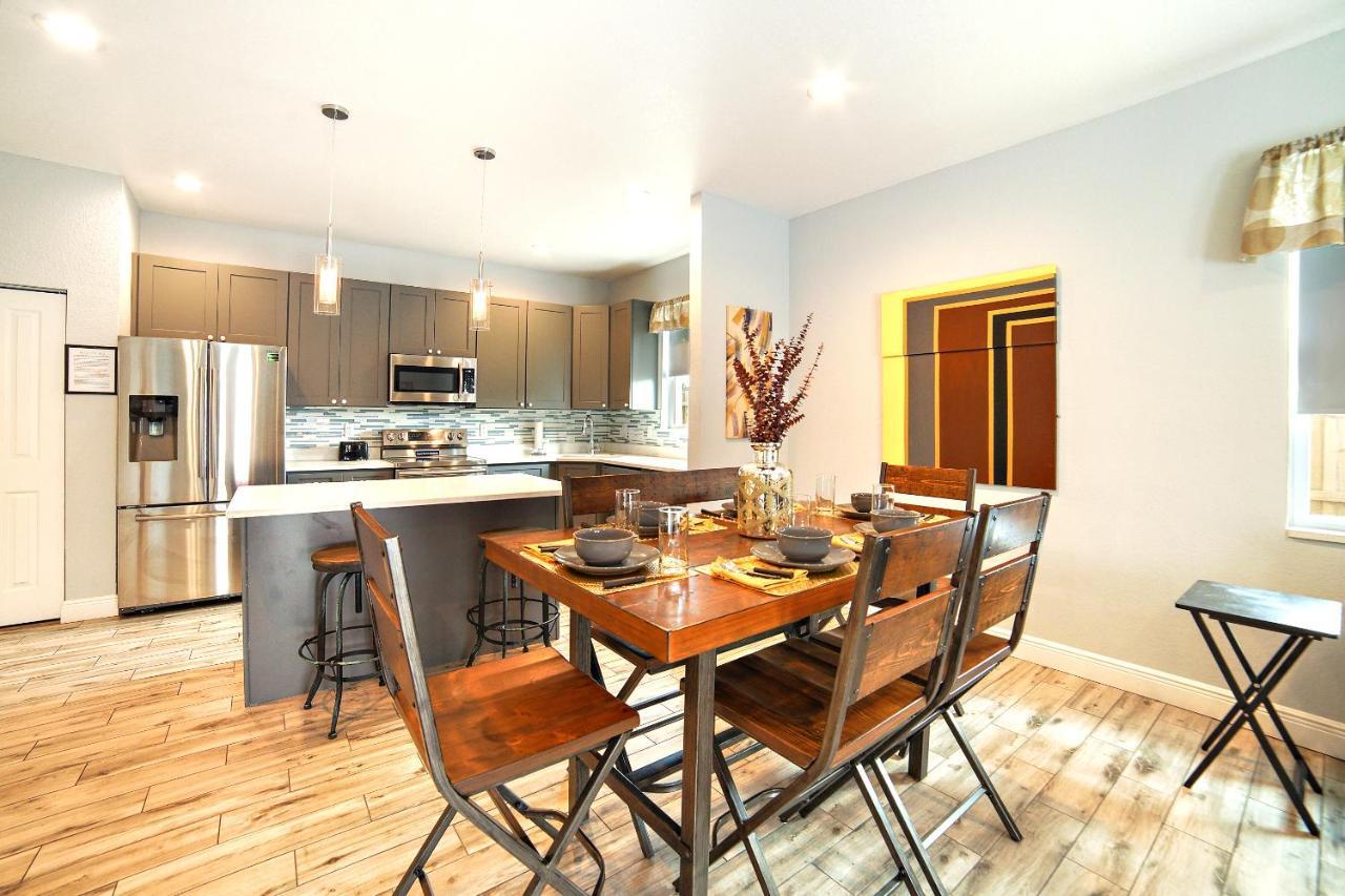Centrally Located Family In Tampa